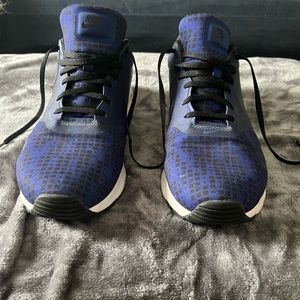 NIKE AIR MAX TAVAS PRINT 742781 400 - Size 11.5